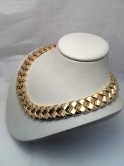 Beautiful Italian Gold Basket Weave Necklace