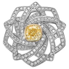 Bague en or blanc 18 carats sertie de diamants naturels totalisant 3,44 carats (carrés)