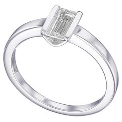18k White Gold Engagement Ring 0.58 Ct. Diamond (Baguette D-E/VVS1-VVS2)