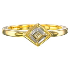 18K Gold Wedding Band Ring 0.51 Ct. Diamond (Lozenge Cut, H-I, VVS1-VVS2)
