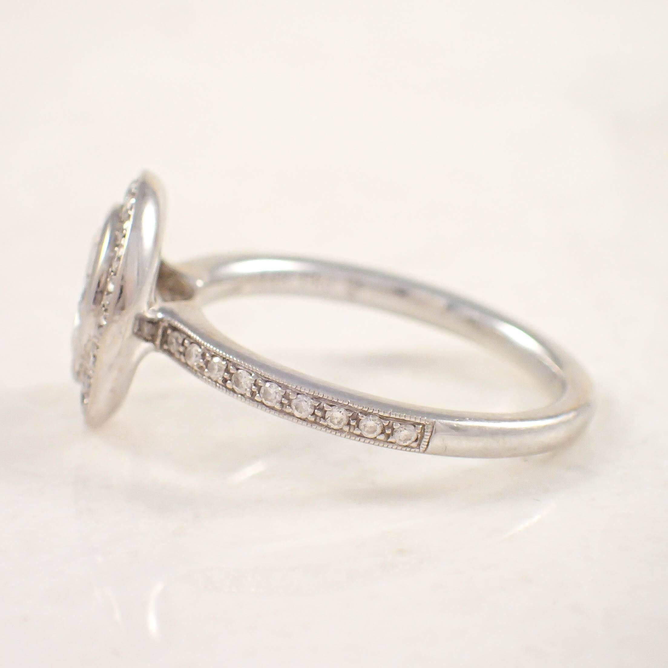 1.00 Carat GIA Cert Diamond Gold Engagement Ring For Sale 1