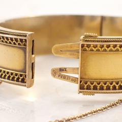 Victorian Gold Hinged Bangle Bracelet