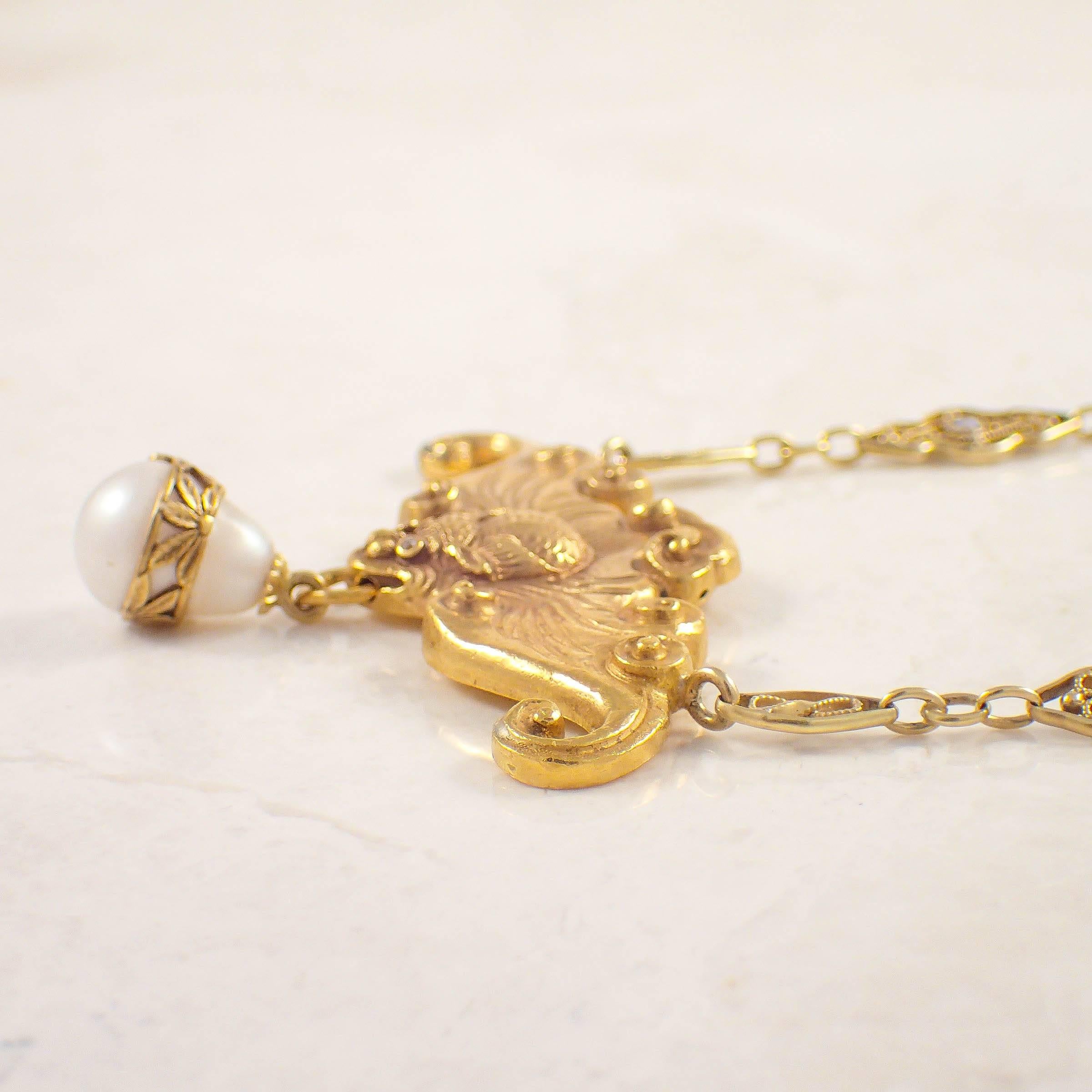 Art Nouveau Pearl Gold Bat Necklace In Good Condition For Sale In Portland, ME