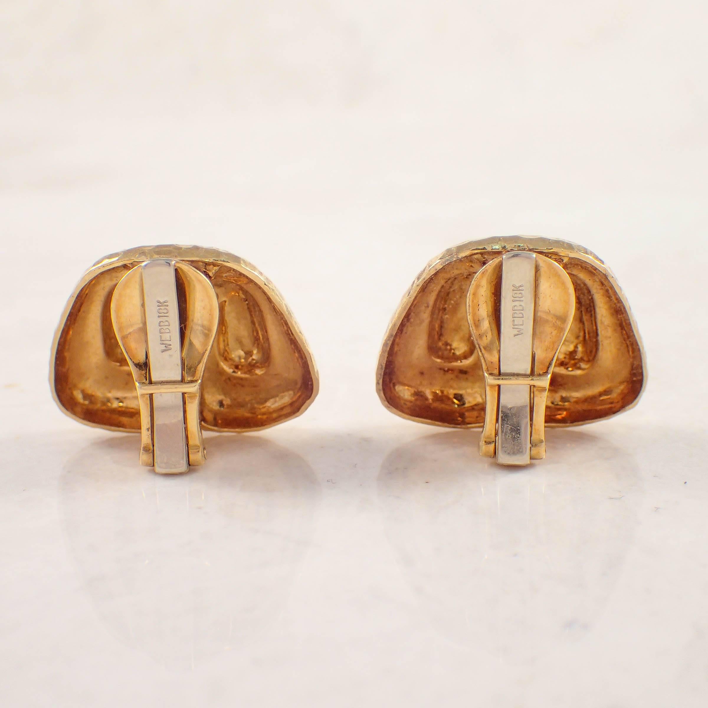 David Webb Hammered Gold Earrings  In Excellent Condition In Portland, ME