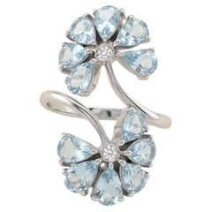 Anillo «Bypas» con aguamarina de 3,90 quilates, banda «Bypas» de oro blanco de 18 quilates, banda con aguamarina y diamantes