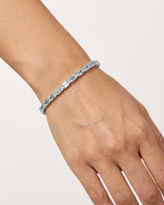 Pulsera tipo «tennis» de diamantes y aguamarinas de 12,50 quilates. Pulsera de aguamarinas en oro blanco de 14K