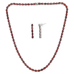 Collar tipo «tenis» de granate rojo de 72 ct con pendientes. Collar de plata de ley de 18 pulgadas