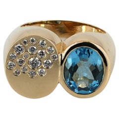 14K Yellow Gold Oval Blue Topaz & Pavé Diamond Bypass Cocktail Ring