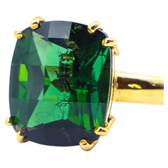 Exquisite 8.25ct Untreated Green Tourmaline 18k Gold Cocktail Ring