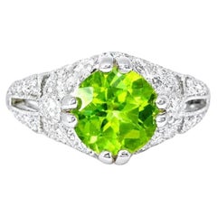 18K White Gold Peridot Diamond Ring Band