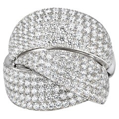 18K White Gold Diamond Designer Ring Band