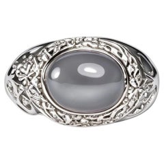 Ring aus 18-karätigem Weißgold mit Hidalgo-Diamanten, Chalcedon, grauem Leopardenmuster und Emaille