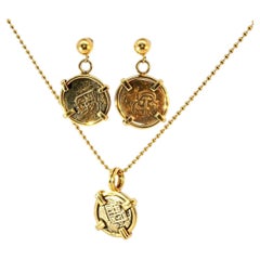 Ohrringe und Halskette mit Anhänger aus 14-karätigem Gelbgold, im Antik-Stil