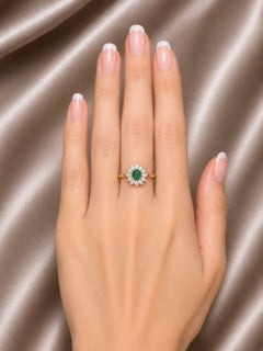 18K Yellow Gold Emerald Diamond Sunflower Cocktail Ring Estate