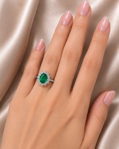 18K White Gold Emerald Diamond Engagement Ring Estate