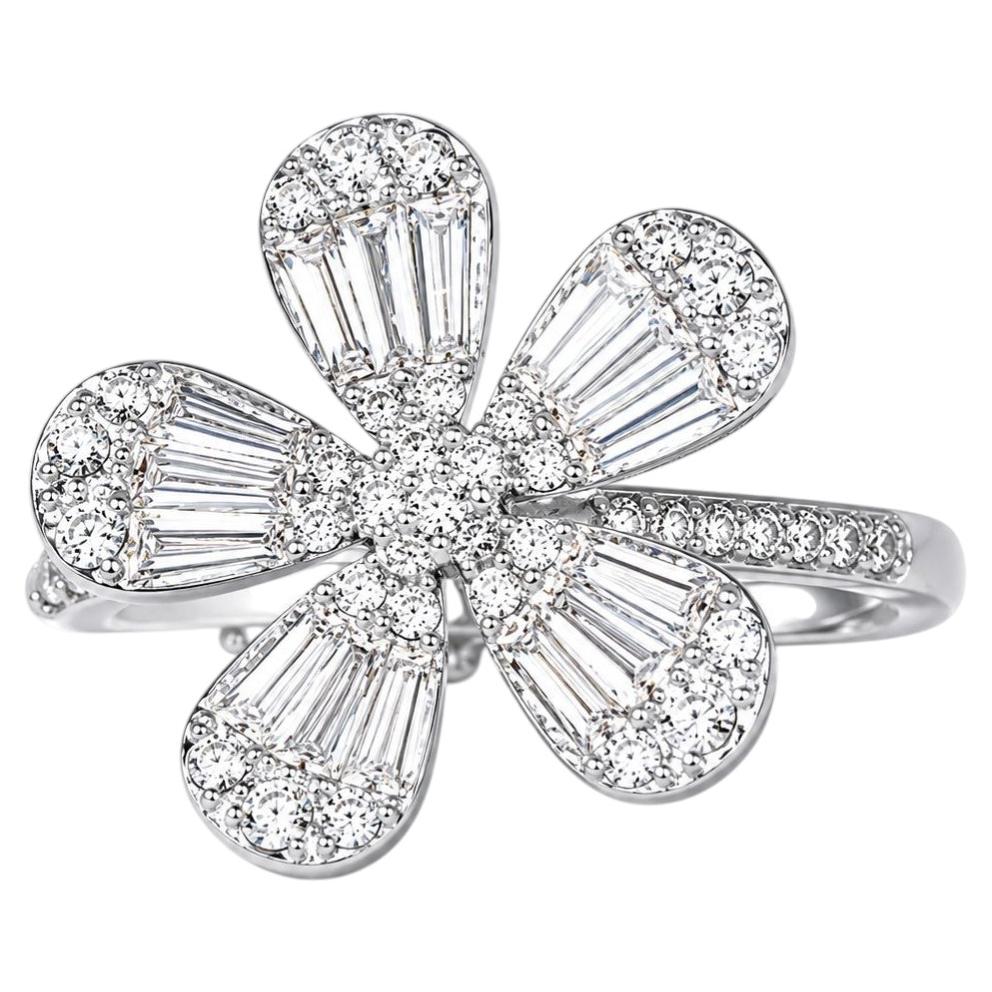 18K White Gold Baguette Diamond Floral 5 Petal Ring Estate For Sale