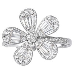 18K White Gold Baguette Diamond Floral 5 Petal Ring Estate