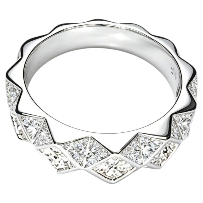 18K White Gold Designer Diamond Wedding Band Ring