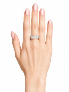 18K White Gold Diamond Eternity Wedding Mesh Band Ring