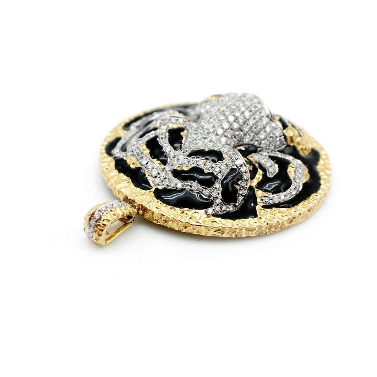 Black Enamel Emerald Diamond Gold Leopard Pendant For Sale 1