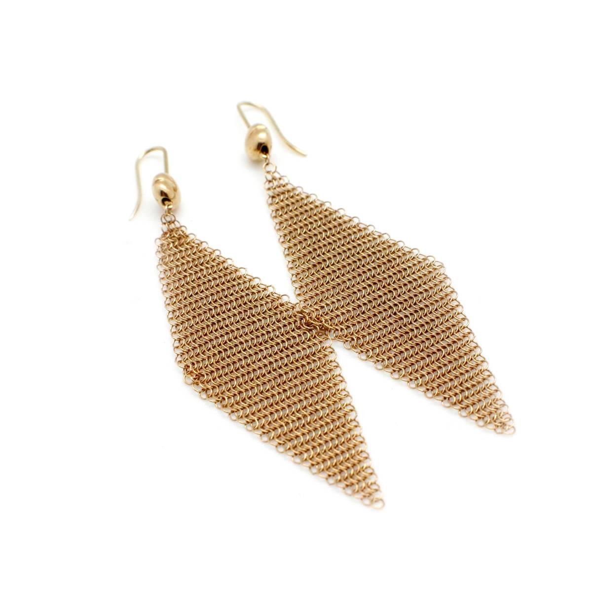 Elsa Peretti Gold Mesh Earrings In Excellent Condition For Sale In Scottsdale, AZ