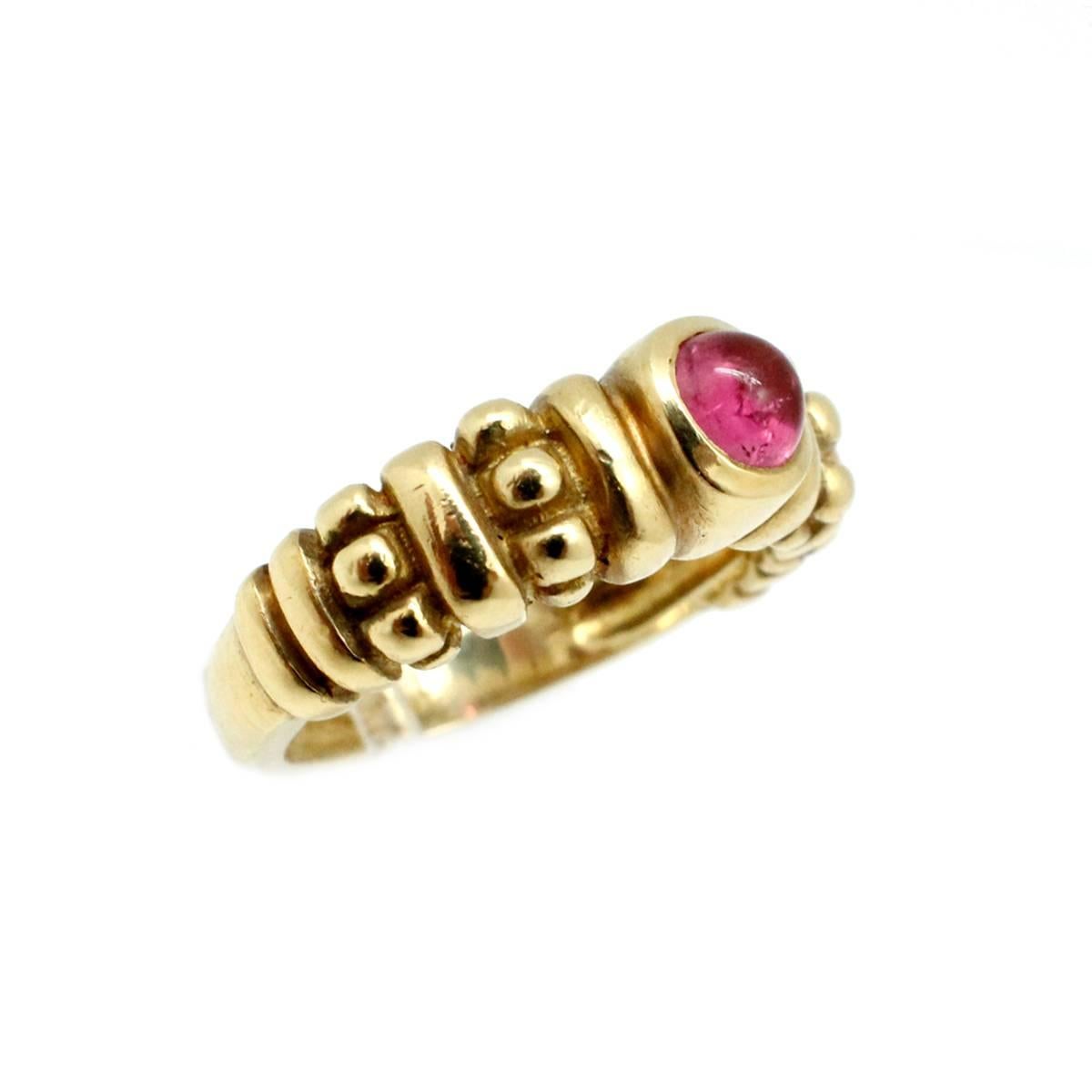Judith Ripka Pink Tourmaline Cabochon Gold Ring In Excellent Condition For Sale In Scottsdale, AZ