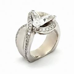 3.0 Carat Trillion Diamond Gold Ring with Diamond Accent