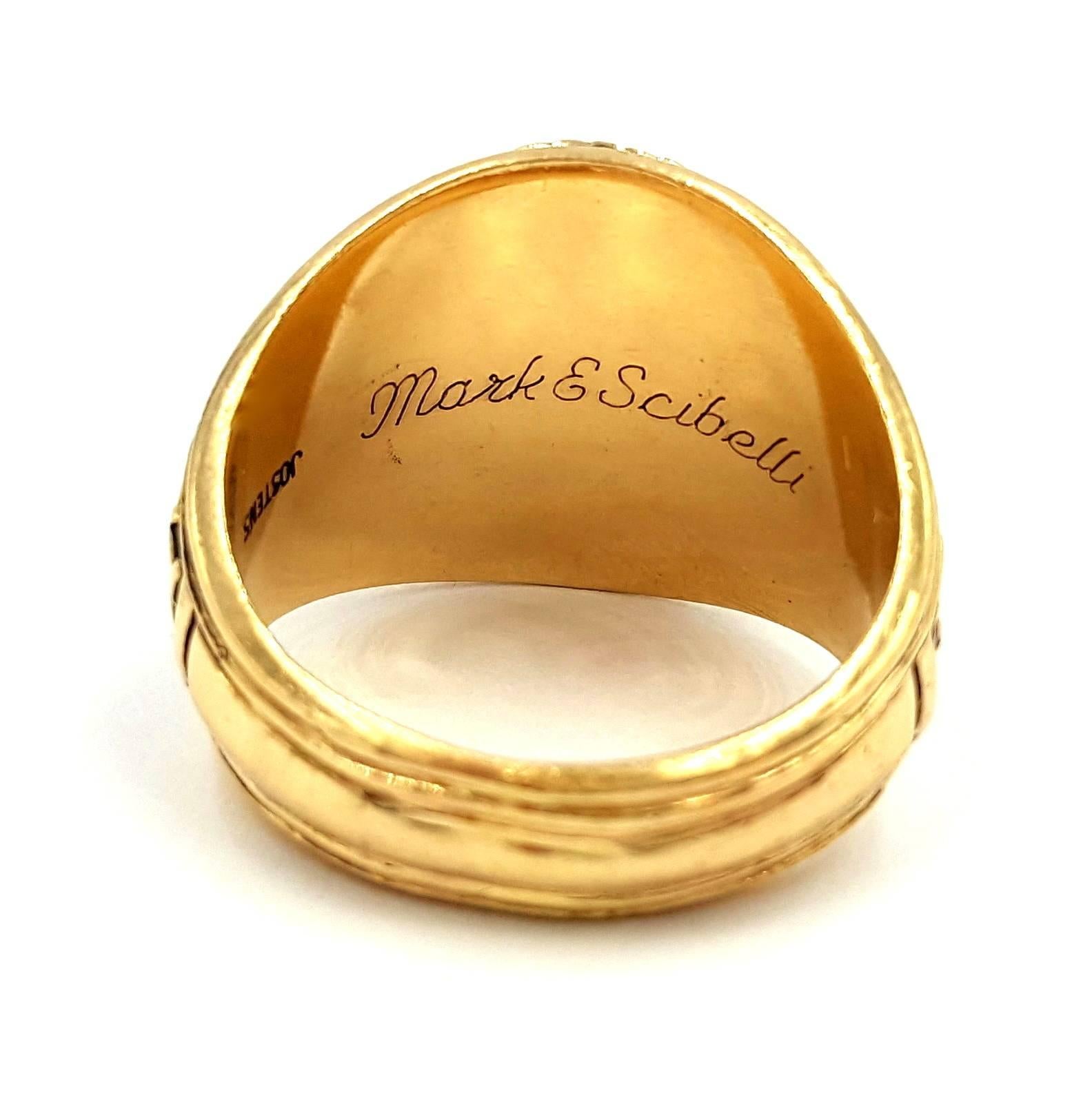 Harvard's Prestigious Graduate School of Business Alumni Class Ring in 14kt Gold In Excellent Condition For Sale In Scottsdale, AZ