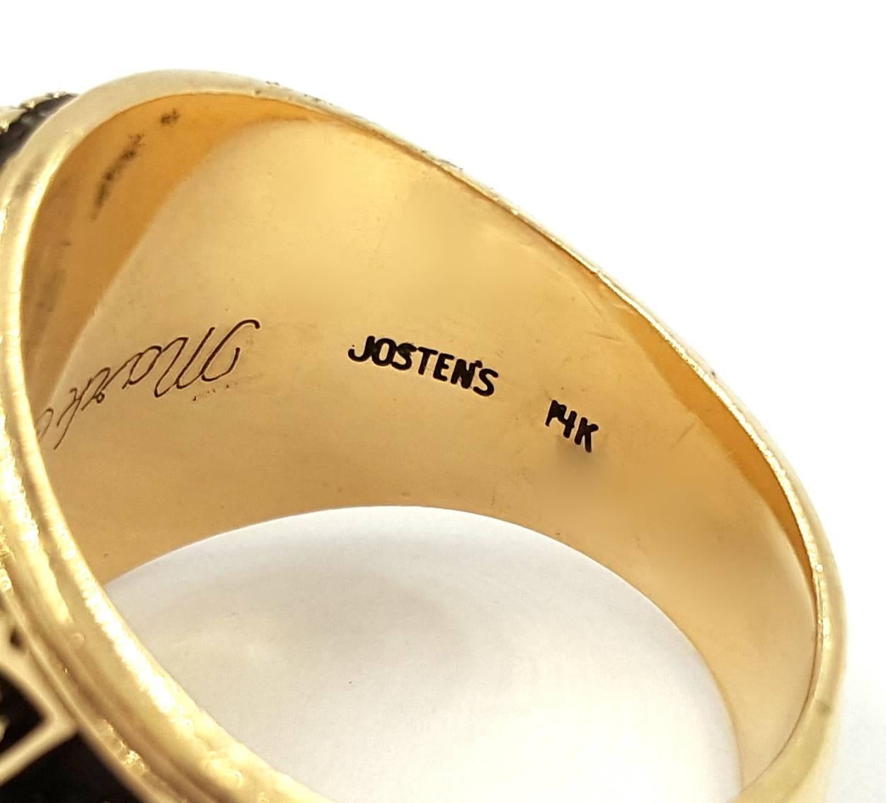 Men's Harvard's Prestigious Graduate School of Business Alumni Class Ring in 14kt Gold For Sale