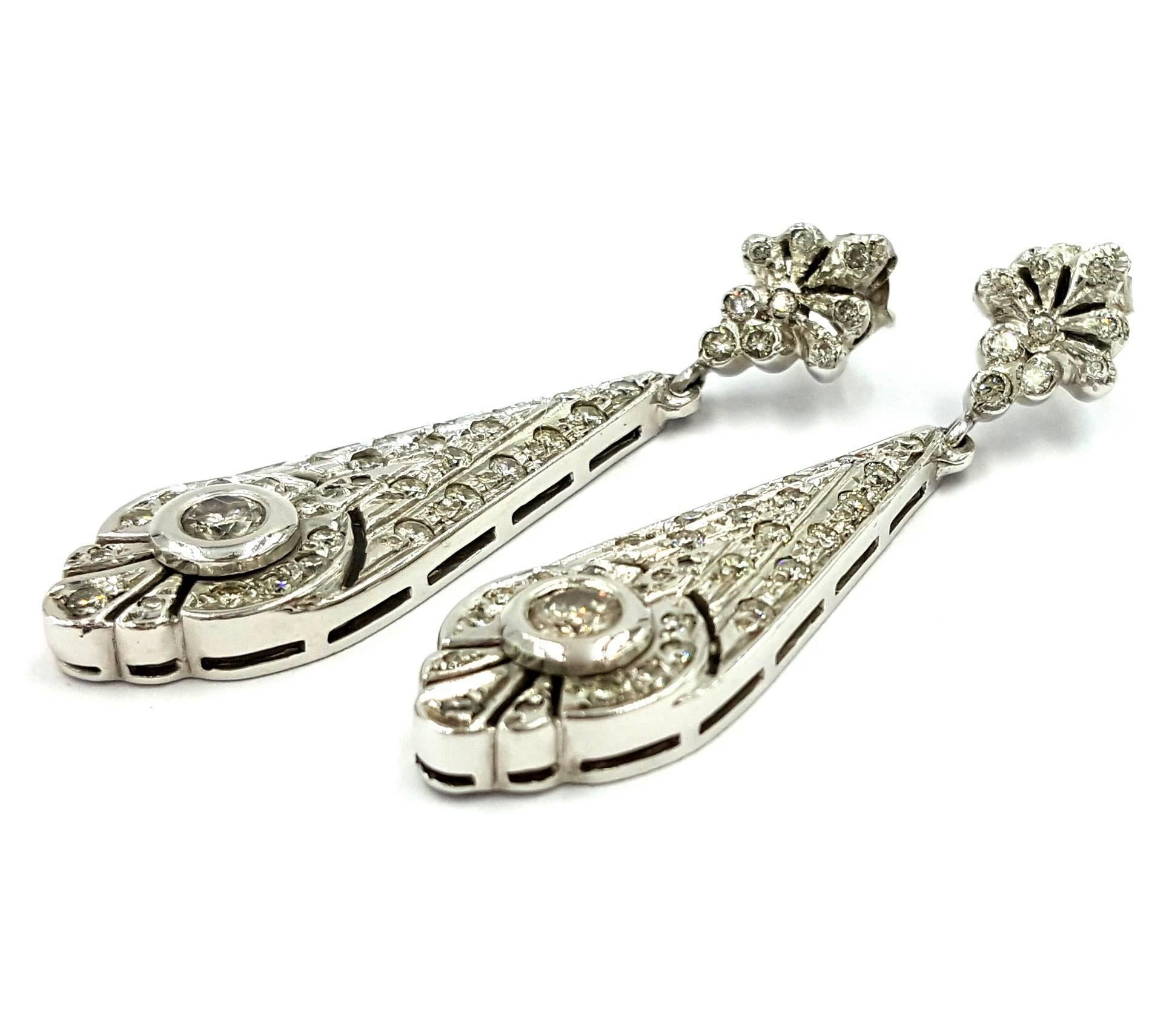 Retro Stunning Circa 1950s 18kt Gold Featuring 3 Carats of Diamonds in Dangle Earrings For Sale