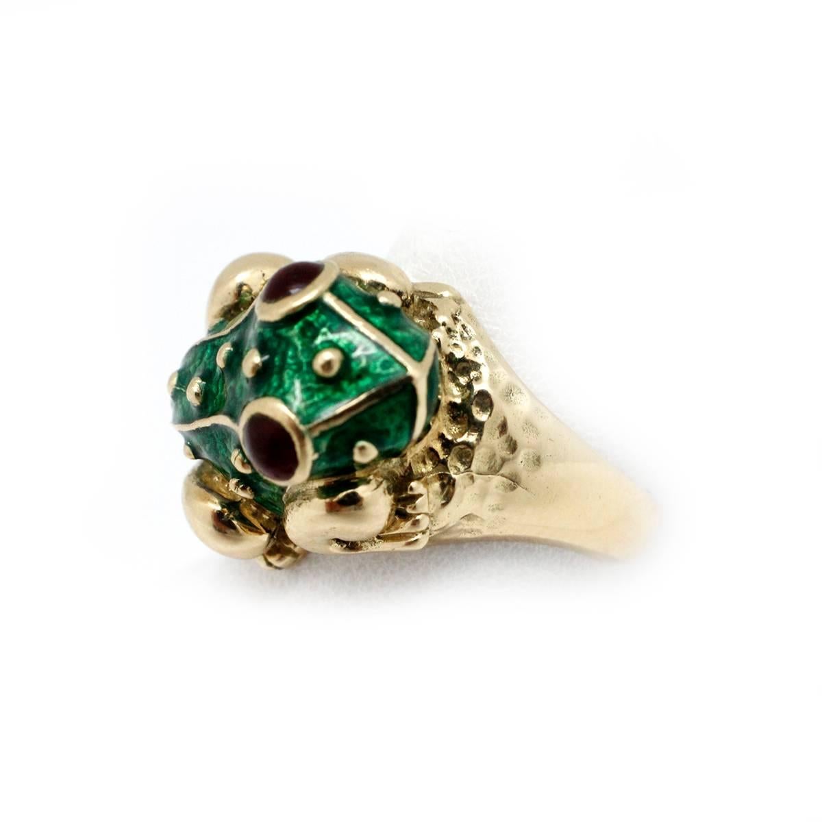 Contemporary Signed Hidalgo 18kt Gold Perfect Green Enamel Work & Ruby Eyes Huge Frog Ring!