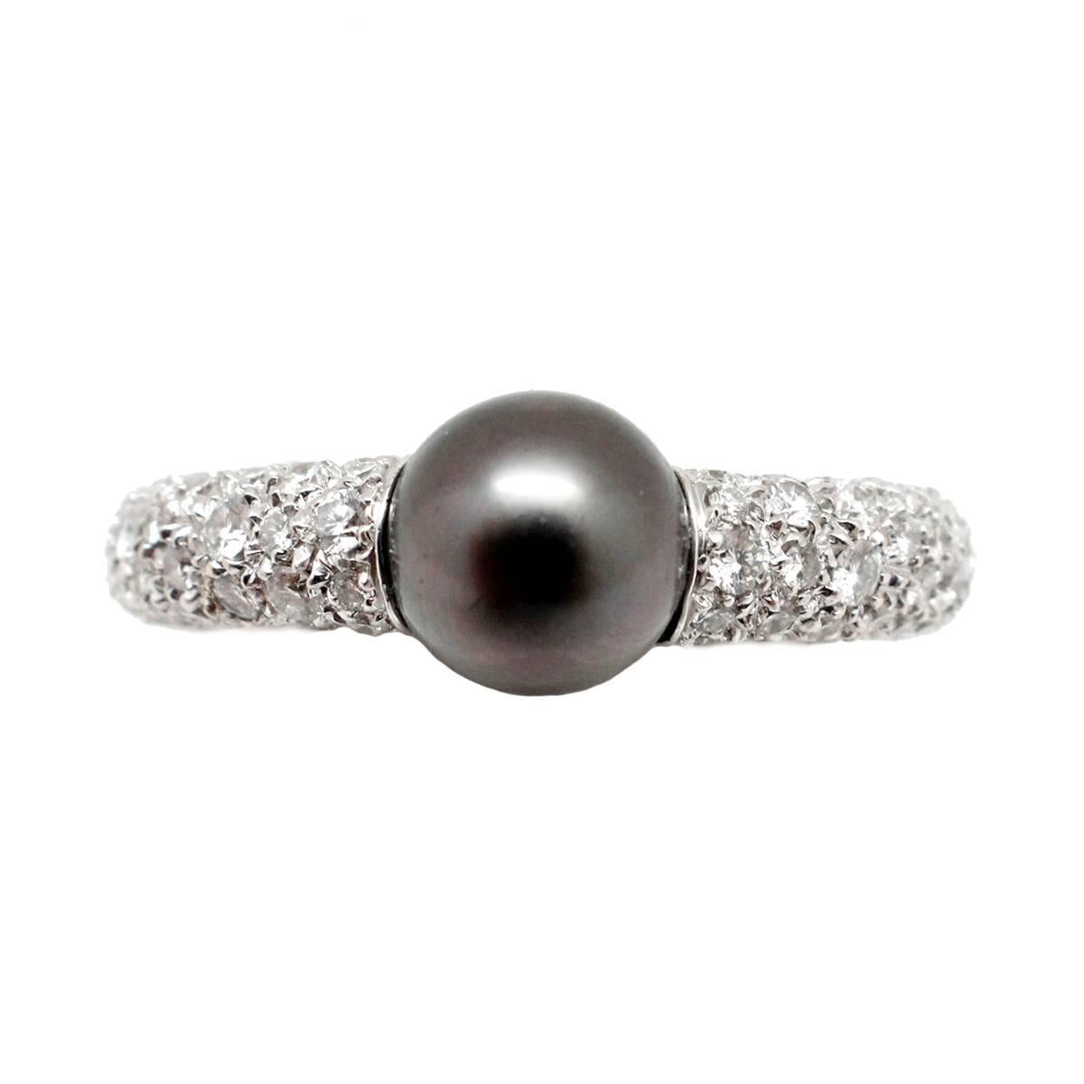 Contemporary Stunning Mikimoto Tahitian Pearl Diamond Gold Ring  For Sale