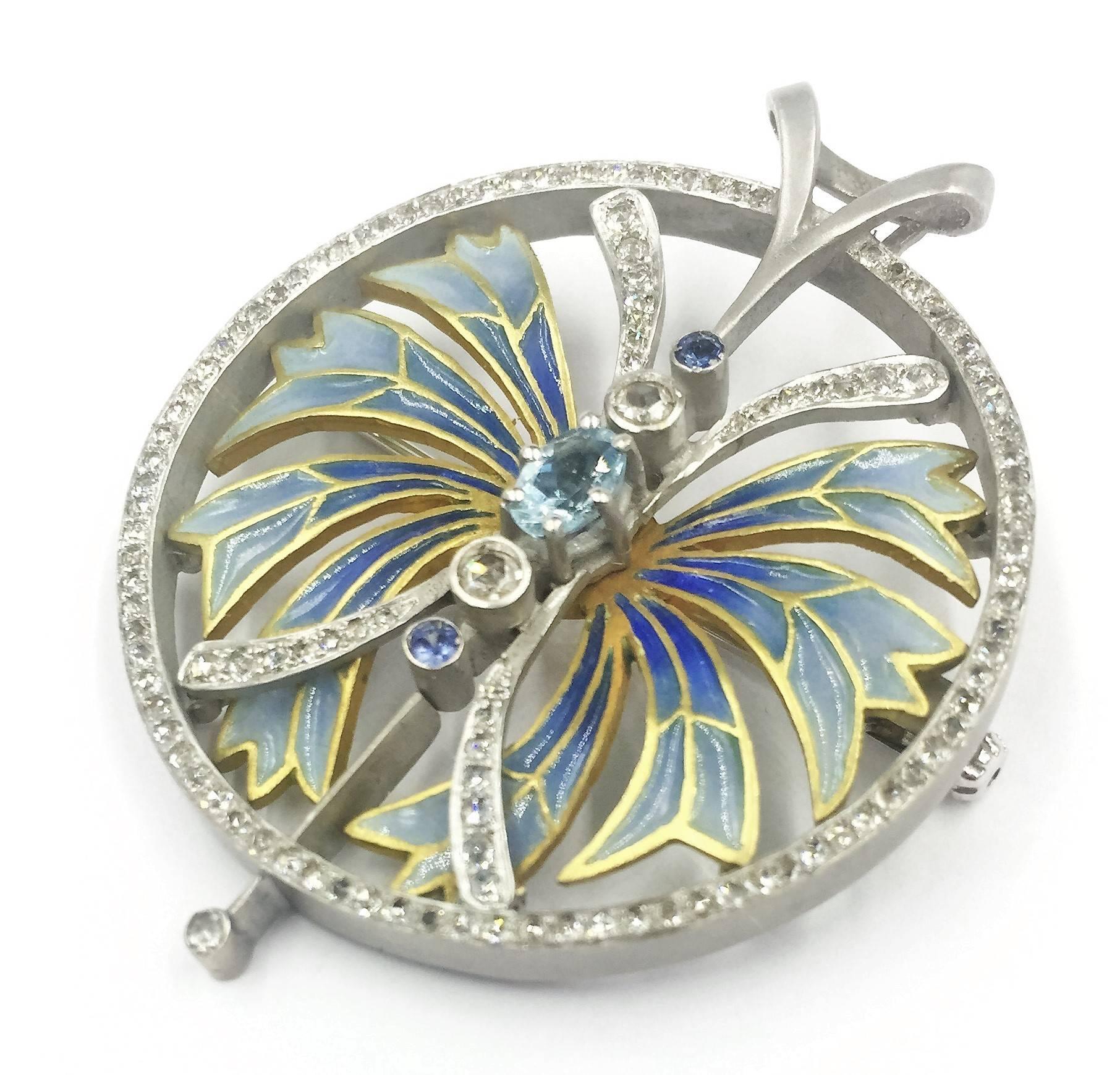  This dragonfly design and enamel work is perfect and absolutely enchanting. This brooch also features a bail on top where a chain could be easily brought through and this could be worn as a pendant with ease. A truly captivating design and modern