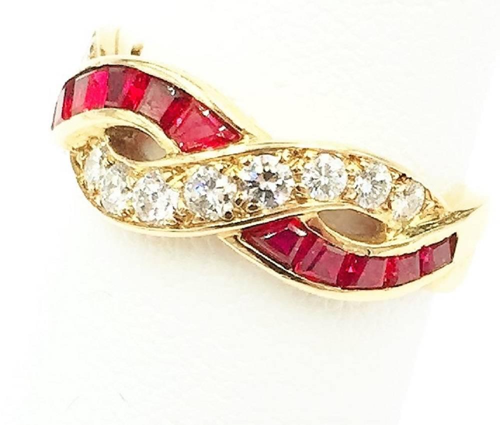 Contemporary Tiffany & Co. Gorgeous Crossover Diamond 1.00 Carat of Ruby & Gold Ring For Sale
