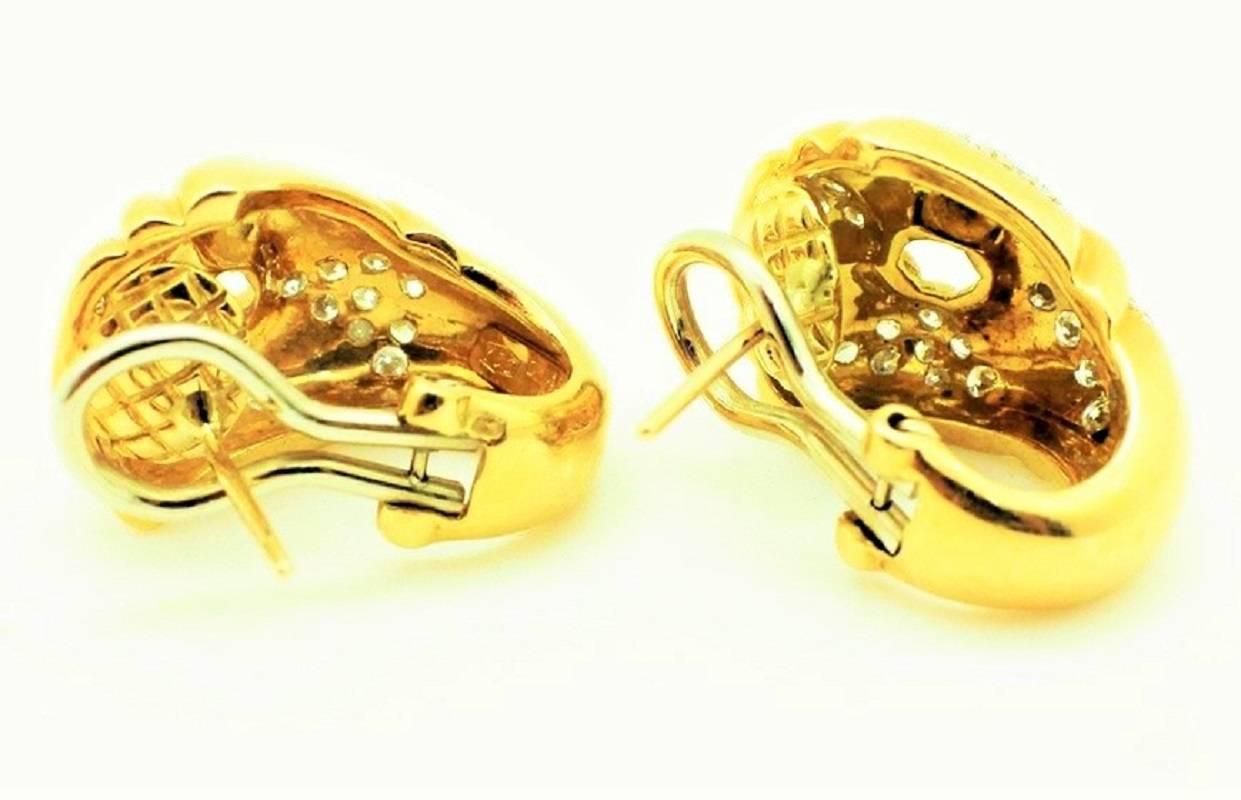Contemporary Chaumet Paris 1.50 Carats of Diamonds Set in 18KT Yellow Gold Clip On Earrings For Sale