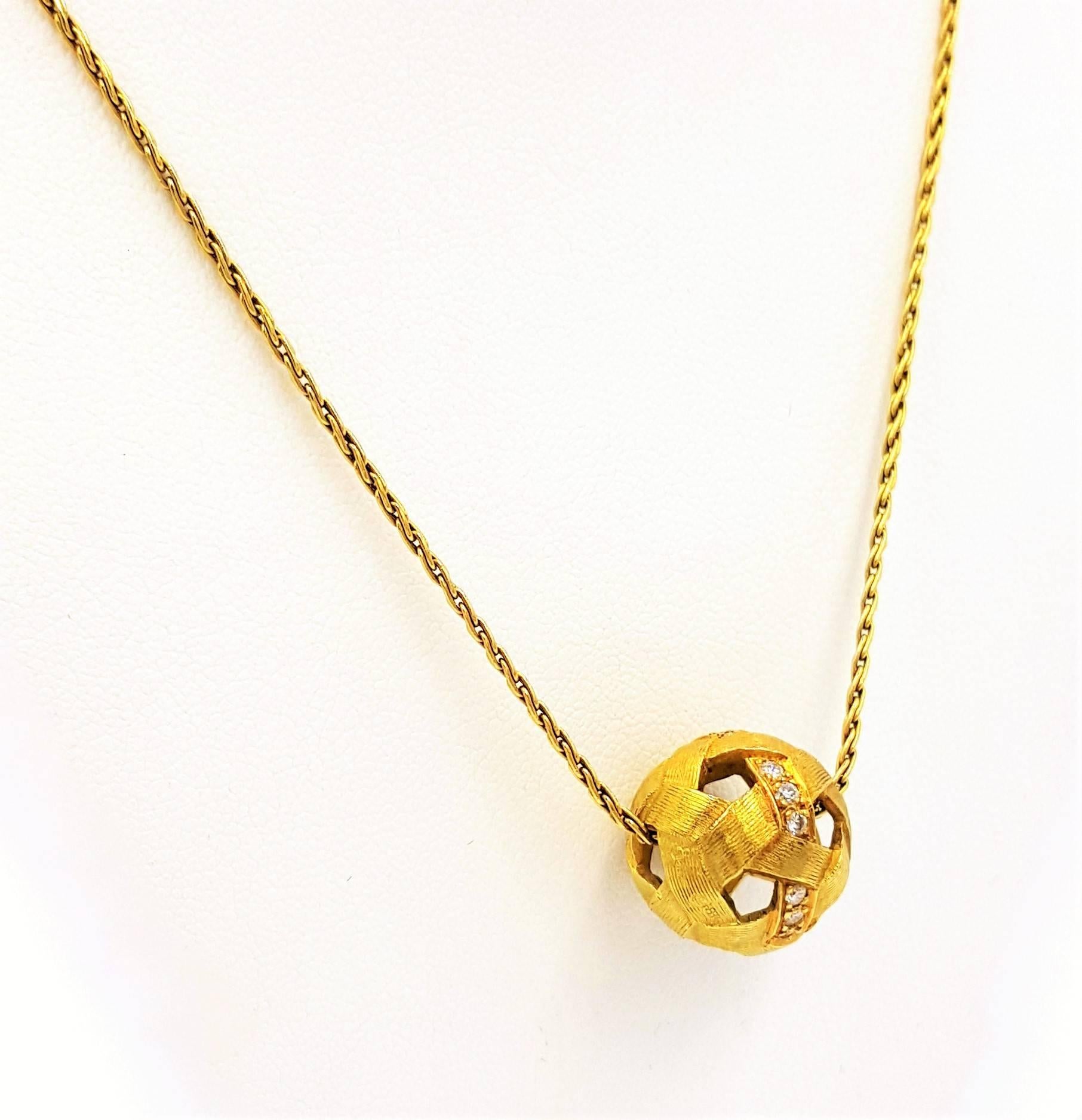 Etienne Perret French Diamond Gold Soccer Ball Pendant and Chain in 18KT Gold In New Condition For Sale In Scottsdale, AZ