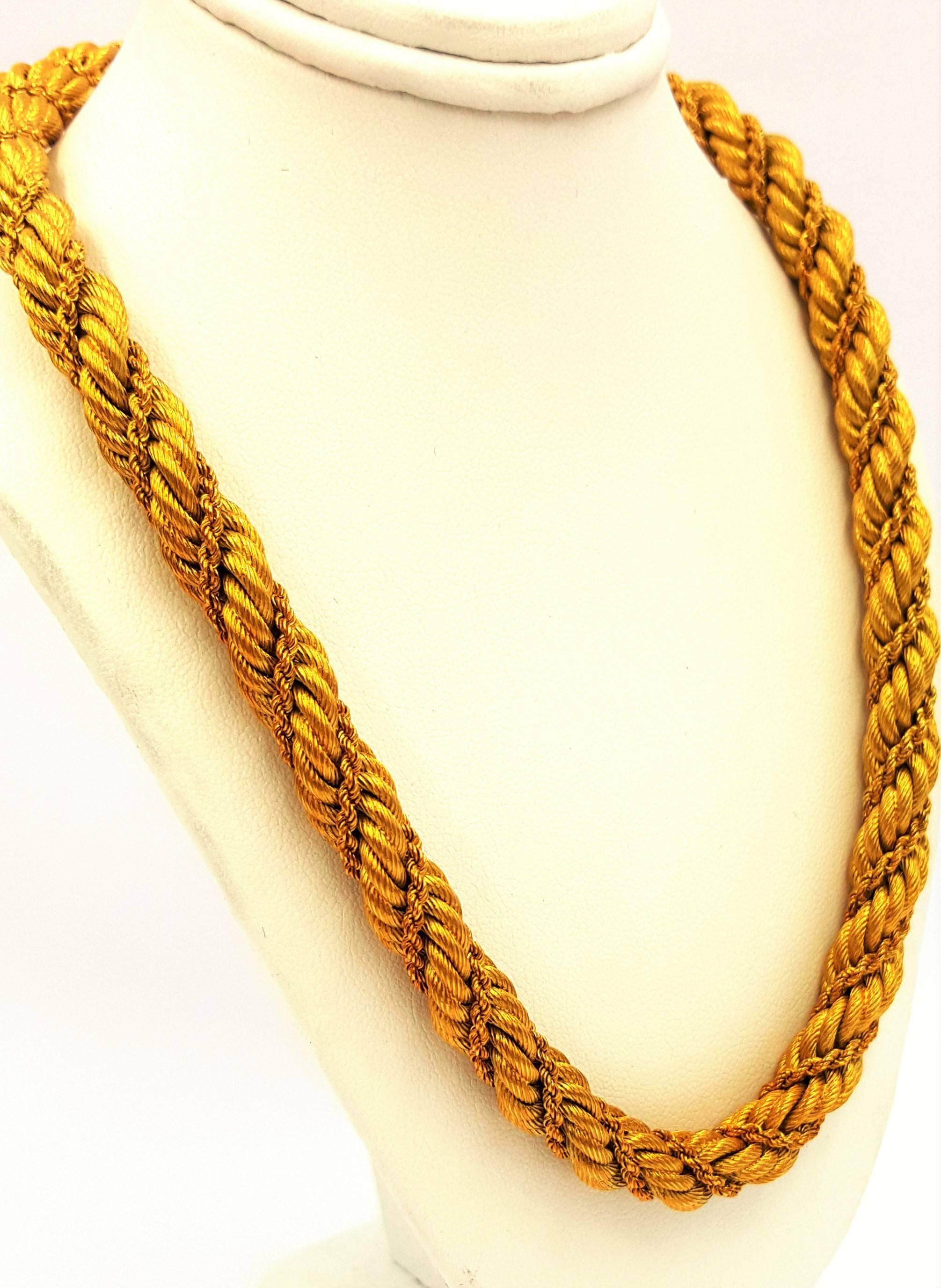 Women's Vintage Tiffany & Co. Golden Light Collection 18K Twisted Gold Rope Necklace For Sale