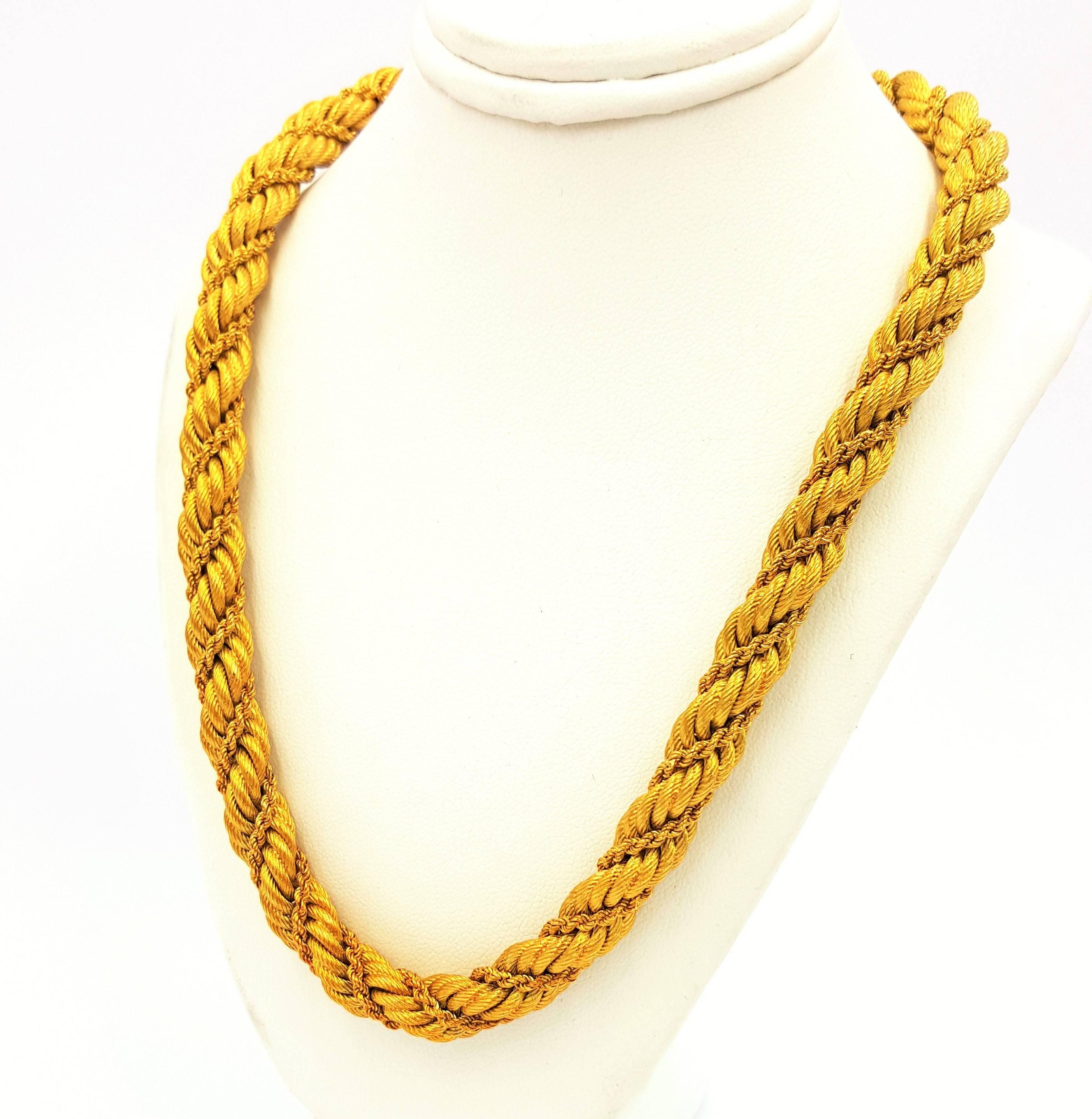 Women's Vintage Tiffany & Co. Golden Light Collection 18K Twisted Gold Rope Necklace For Sale