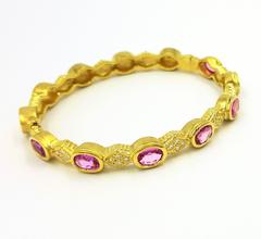 Doris Panos 7 Carats Deep Pink Sapphires Diamonds Gold Bracelet