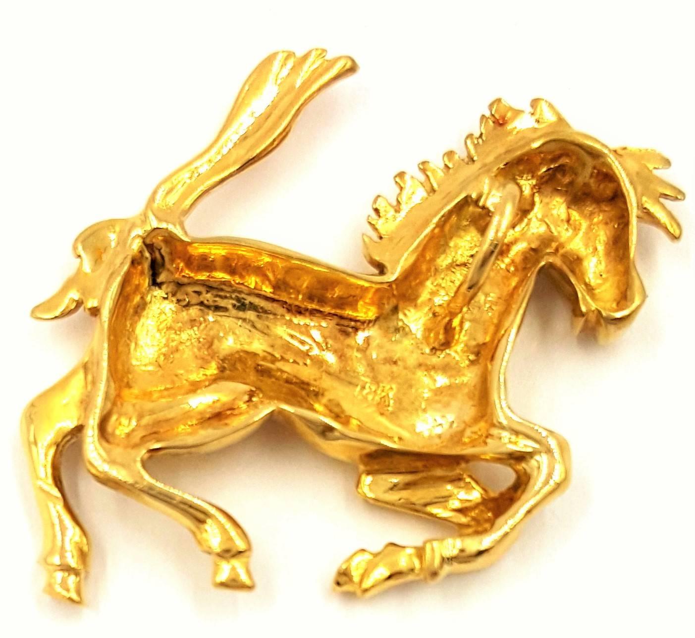 18kt Yellow Gold Precious Frolicking Baby Morgan Horse Pendant For Sale 1