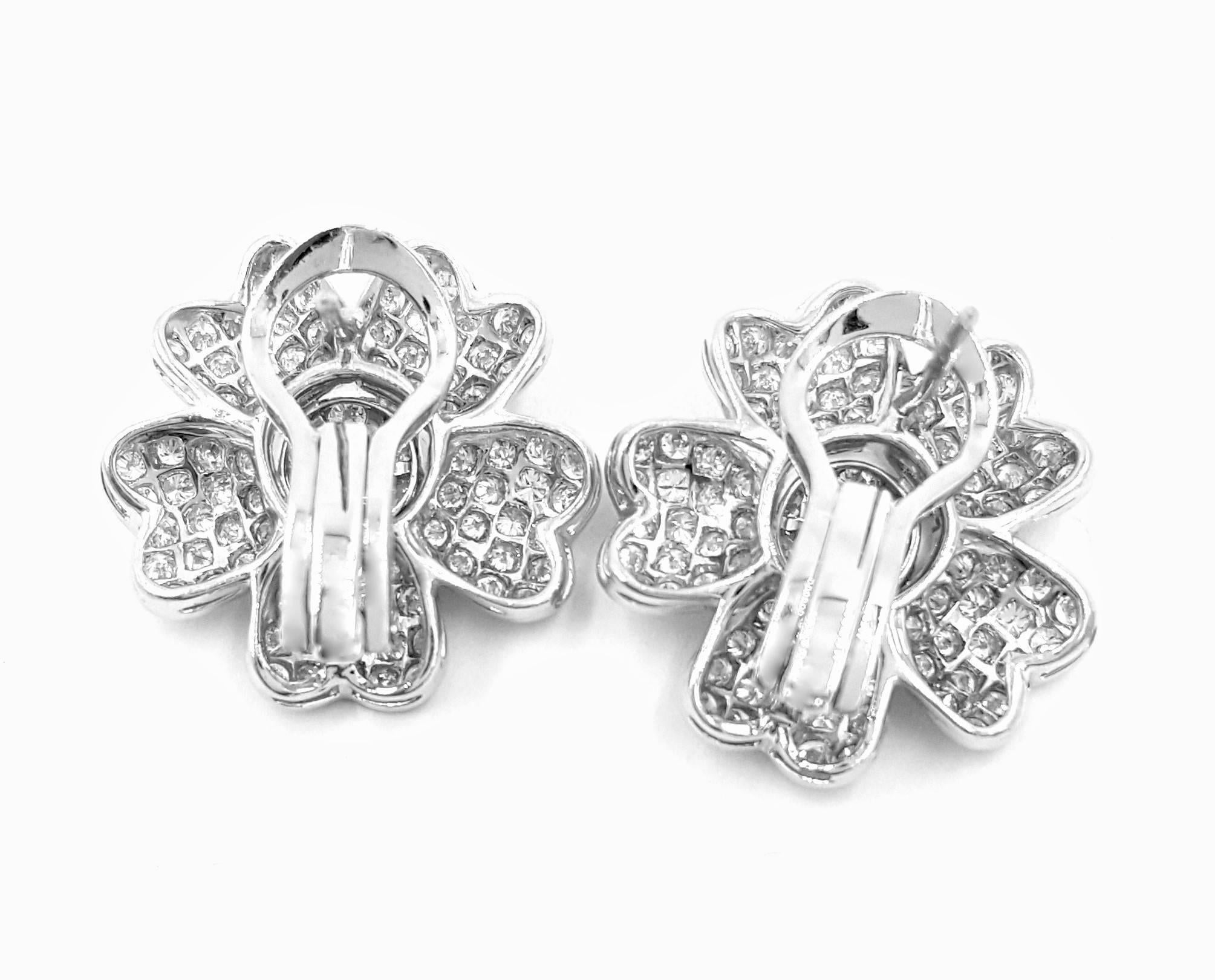 Aristocrat Jewelry 5.00 Carats Diamonds Gold Flower Ear Clips For Sale 1