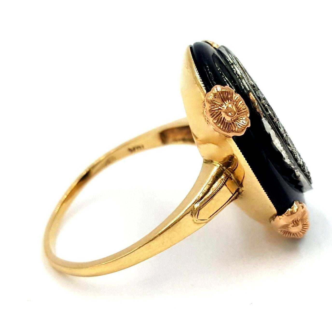 1950s Retro Onyx Diamond Gold Crescent Moon Ring In Excellent Condition In Scottsdale, AZ