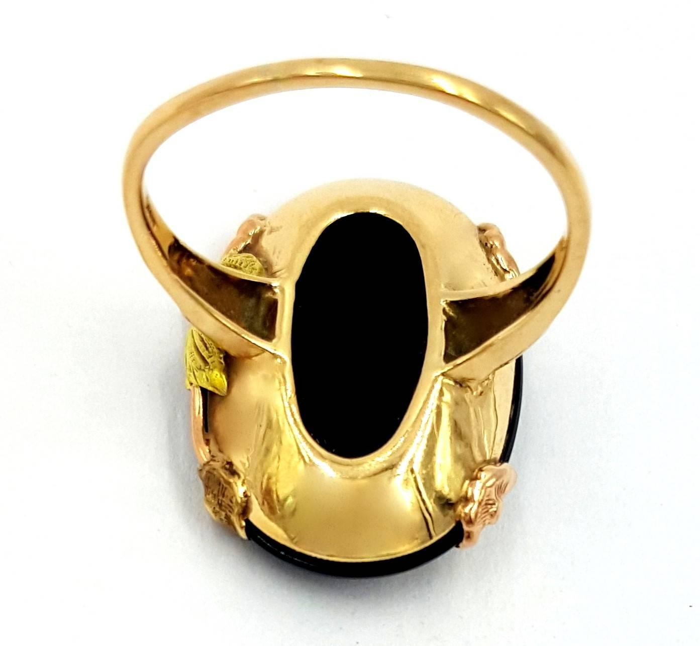 Women's 1950s Retro Onyx Diamond Gold Crescent Moon Ring