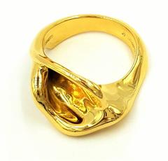 Circa 1980's Tiffany & Co. Elsa Peretti Lifelike 18k Gold Calla Lily Flower Rin