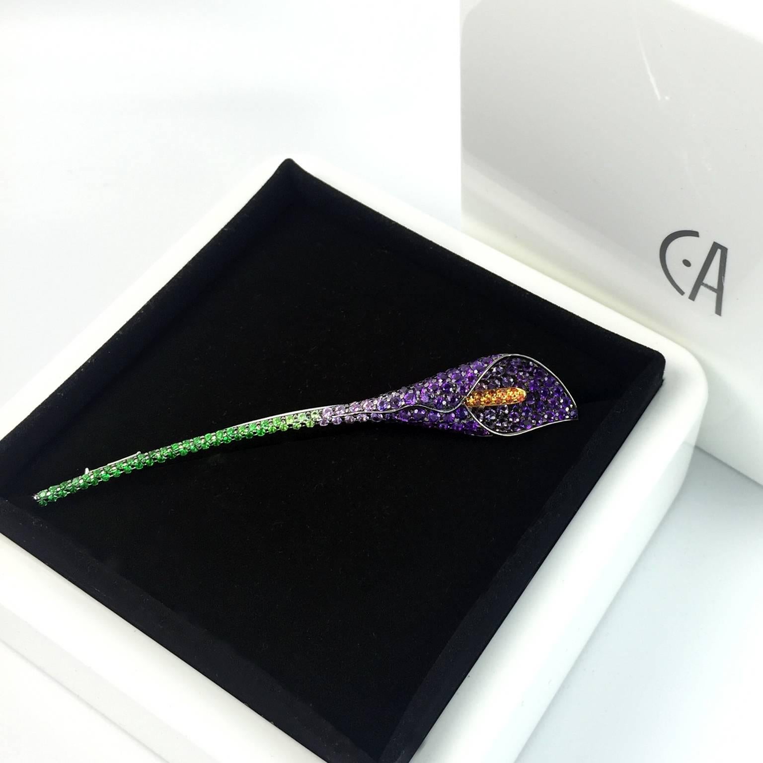 Tsavorite Multicolored Sapphires Gold Flower Brooch For Sale 1