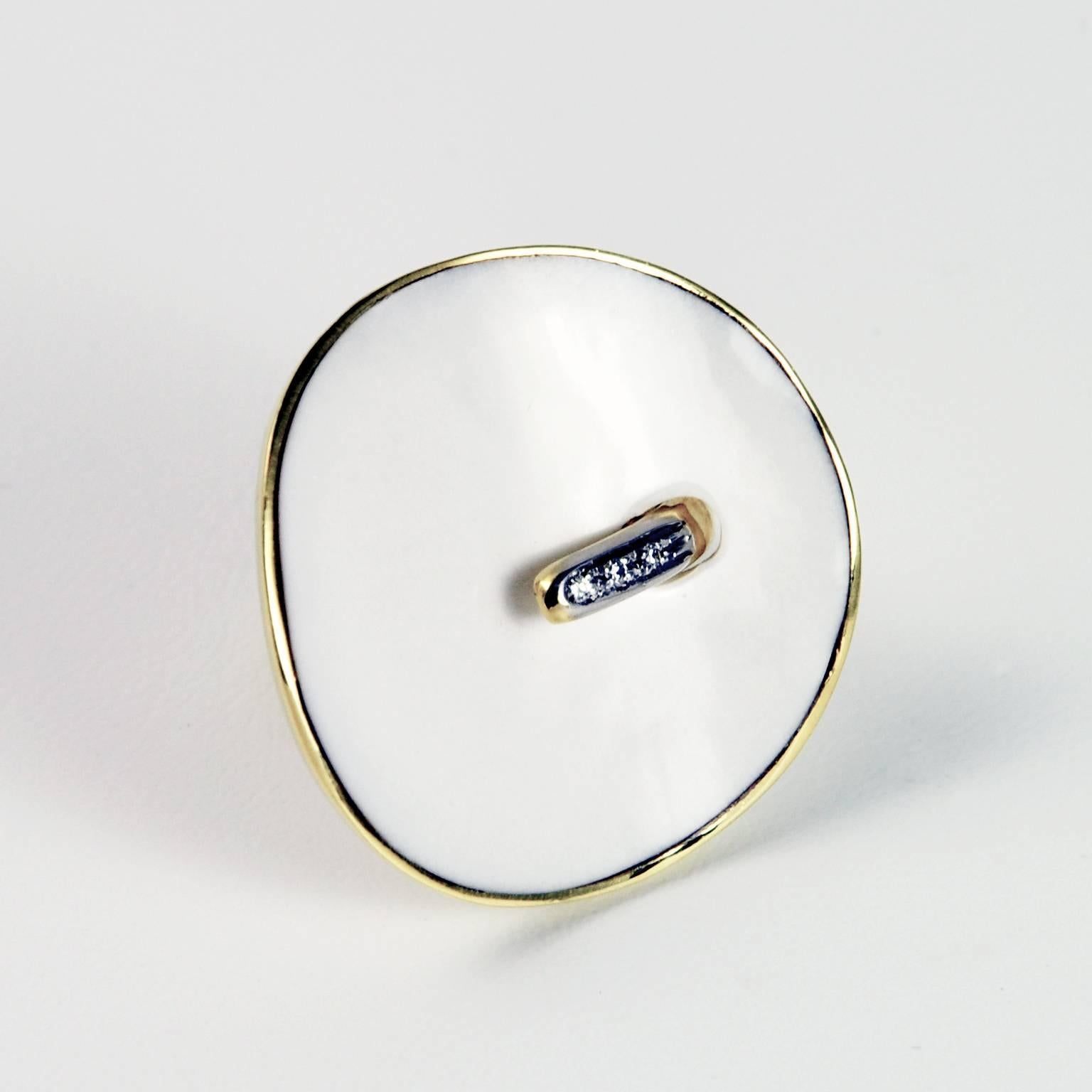 Women's Modern White Onyx Diamond Gold Ring For Sale