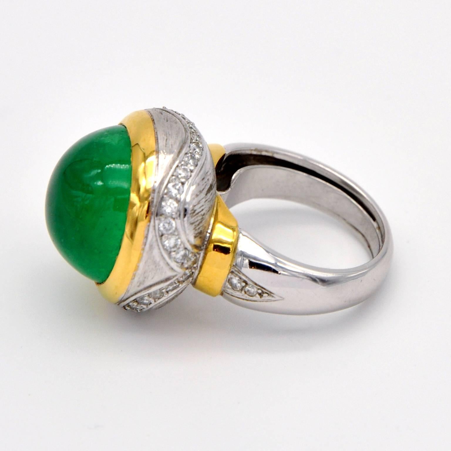Women's Claris-A Emerald Cabochon Diamond Gold Ring