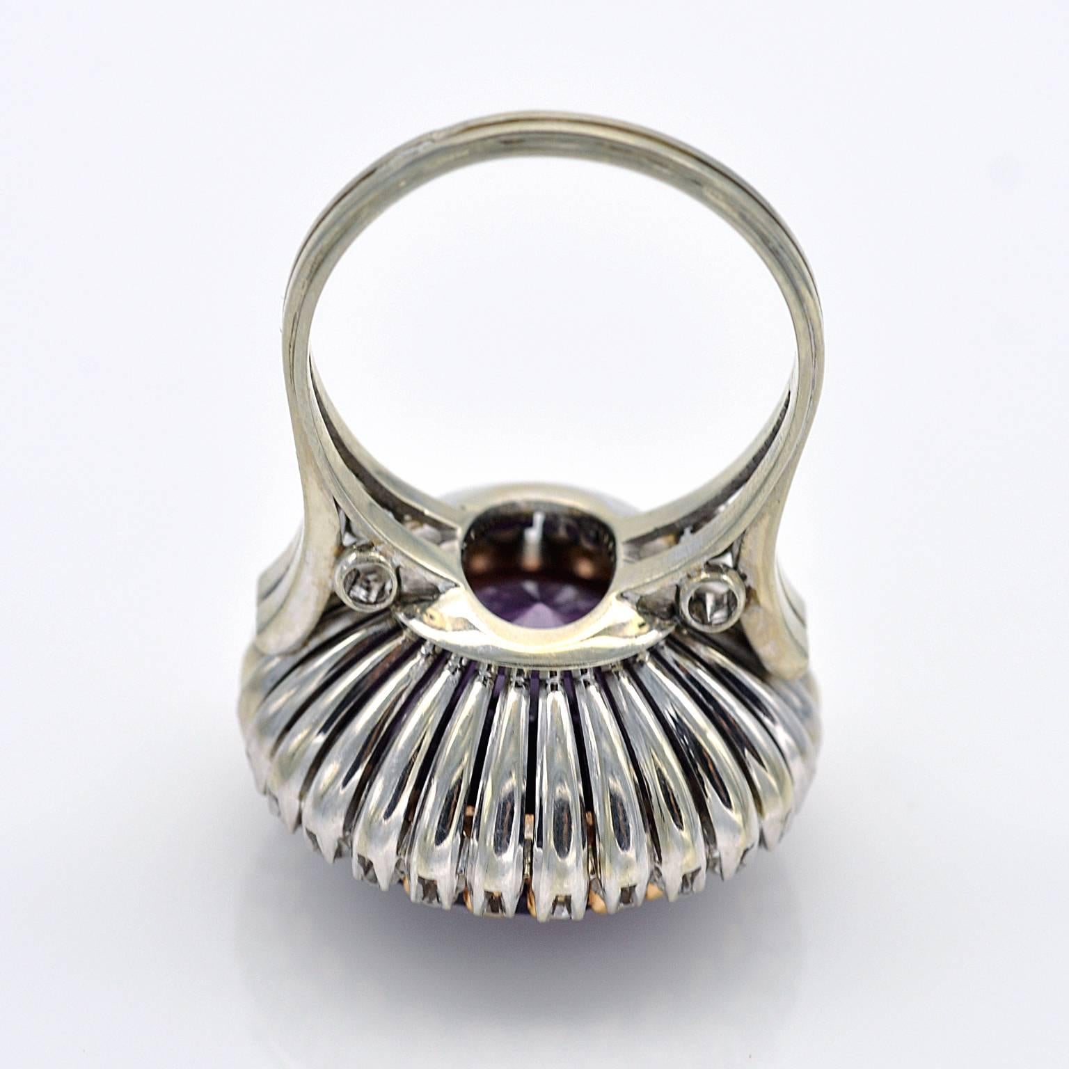 Women's 1950s Round Amethyst Gold Ring