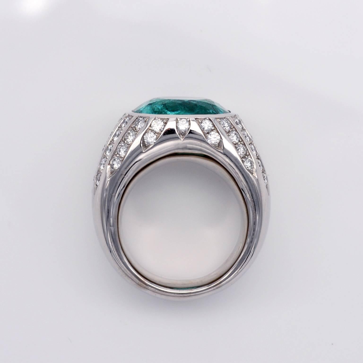 Modern Paraiba Tourmaline Diamonds Gold Ring