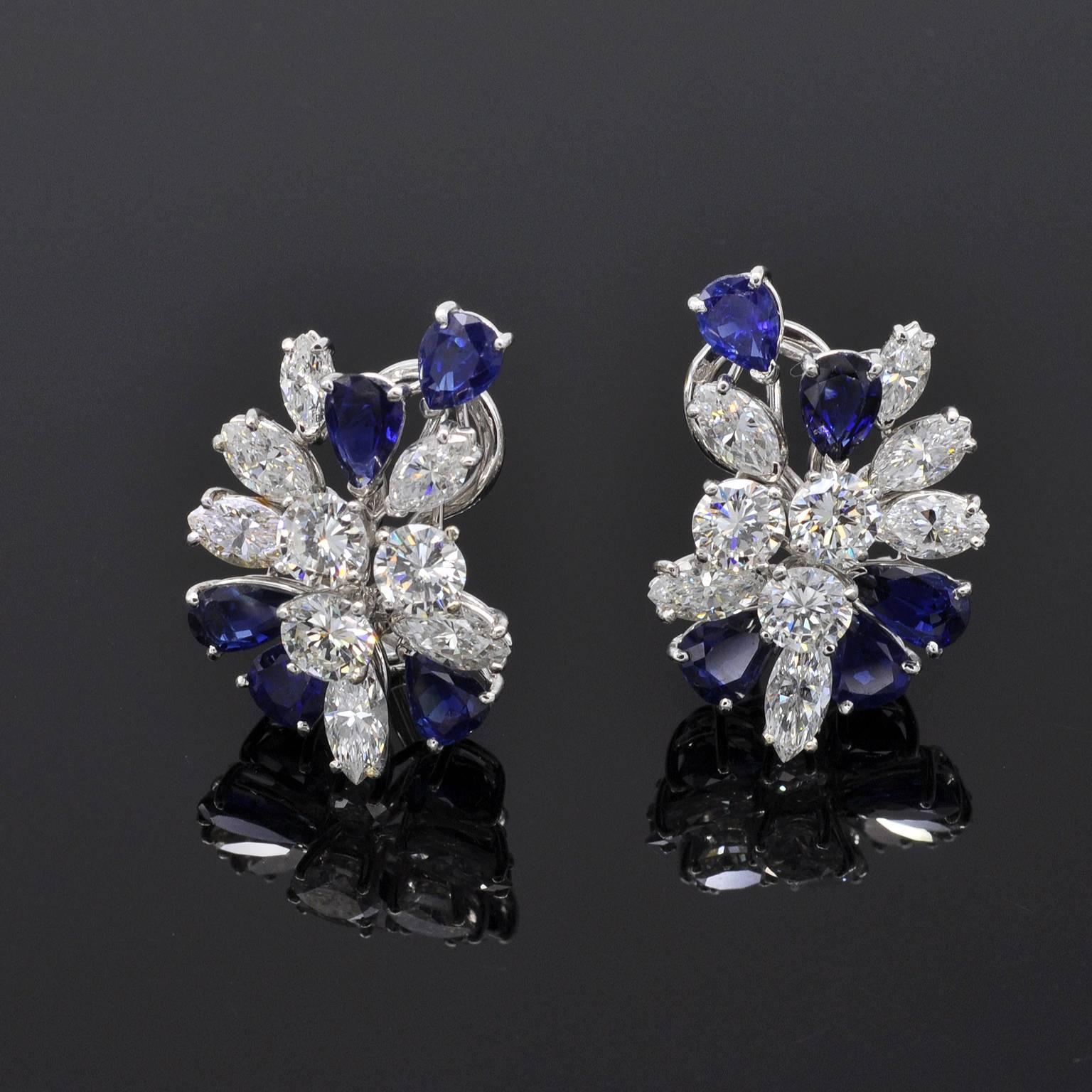 These classy earrings consists of a cluster of top quality diamonds and sapphires elegantly disposed. They are signed Missiaglia a famous italian jewelry founded in 1846 in venice. They are in perfect condition.

Details :
Six round brillant cut